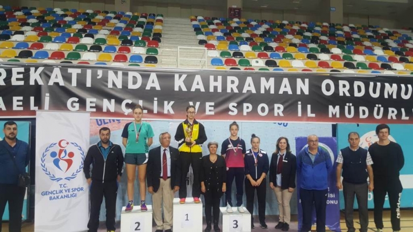 KOCASİNAN’IN MİLLİ SPORCUSU ÖZGE YILMAZ, YİNE BİRİNCİ OLDU