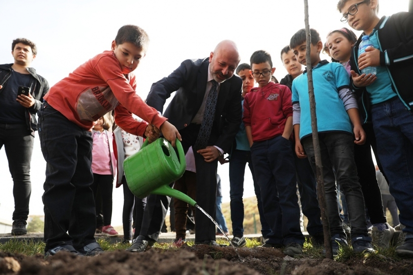KOCASİNAN’DA HERKESİN DİKİLİ BİR AĞACI OLACAK