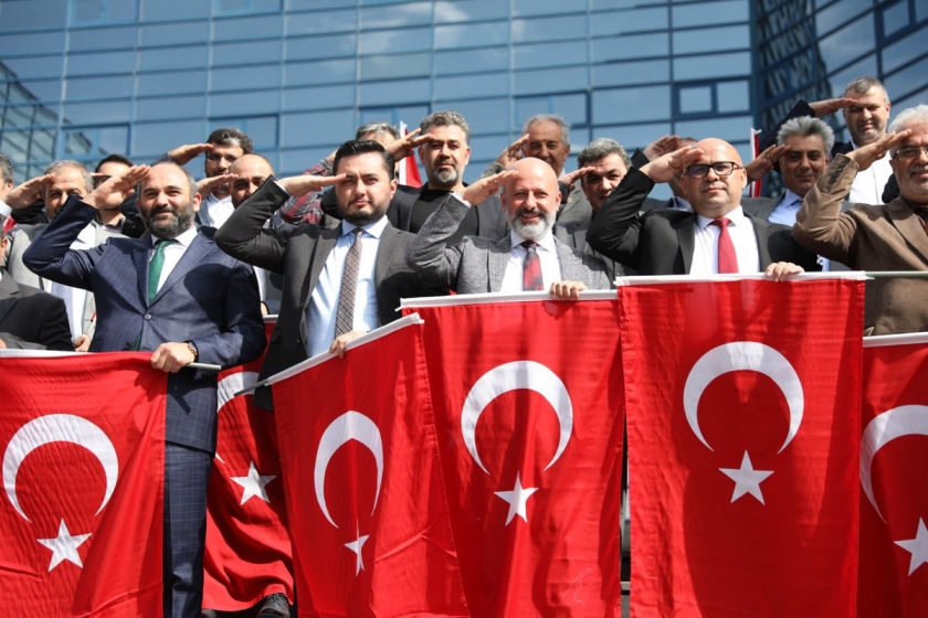 KOCASİNAN BELEDİYE MECLİSİ, TEK YÜREK