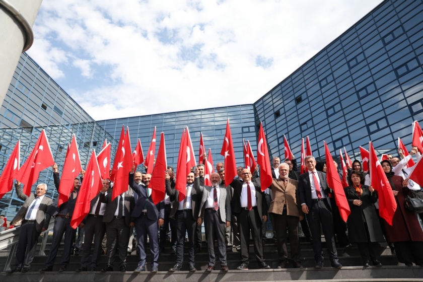 KOCASİNAN BELEDİYE MECLİSİ, TEK YÜREK