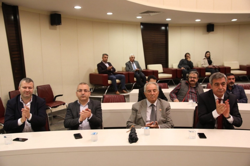 KOCASİNAN BELEDİYE MECLİSİ, TEK YÜREK