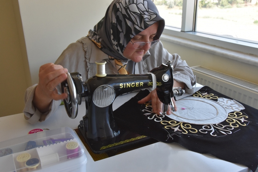 KOCASİNANLI KADINLARDAN BAŞKAN ÇOLAKBAYRAKDAR’A ANLAMLI TEŞEKKÜR