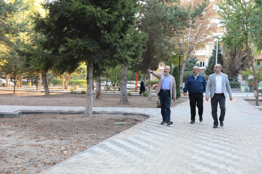 BAŞKAN ÇOLAKBAYRAKDAR, “YEŞİL ALAN AĞIRLIKLI DAHA FONKSİYONEL PARKLAR YAPIYORUZ”