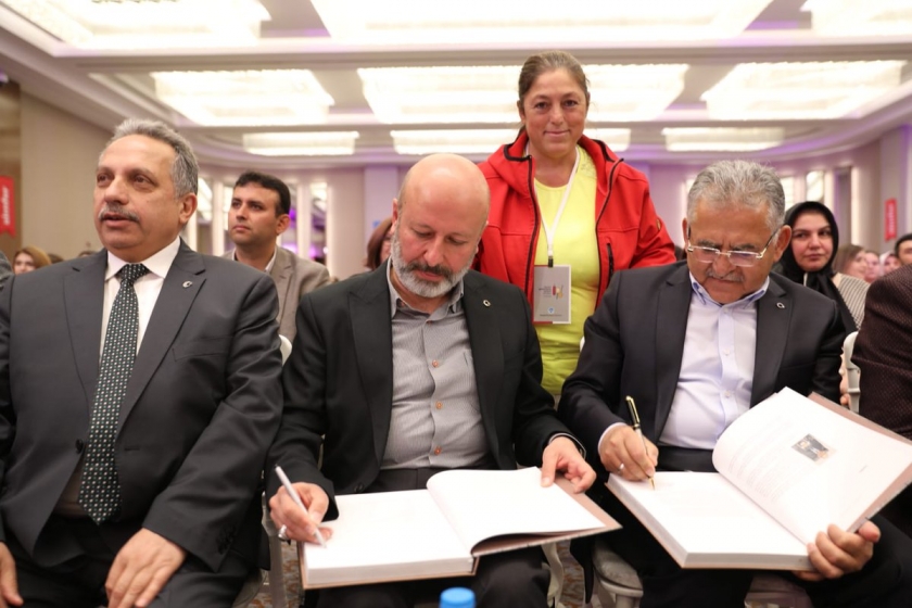 BAŞKAN ÇOLAKBAYRAKDAR, “YÖRESEL LEZZETLERİN MERKEZİ KAYSERİ’DİR”