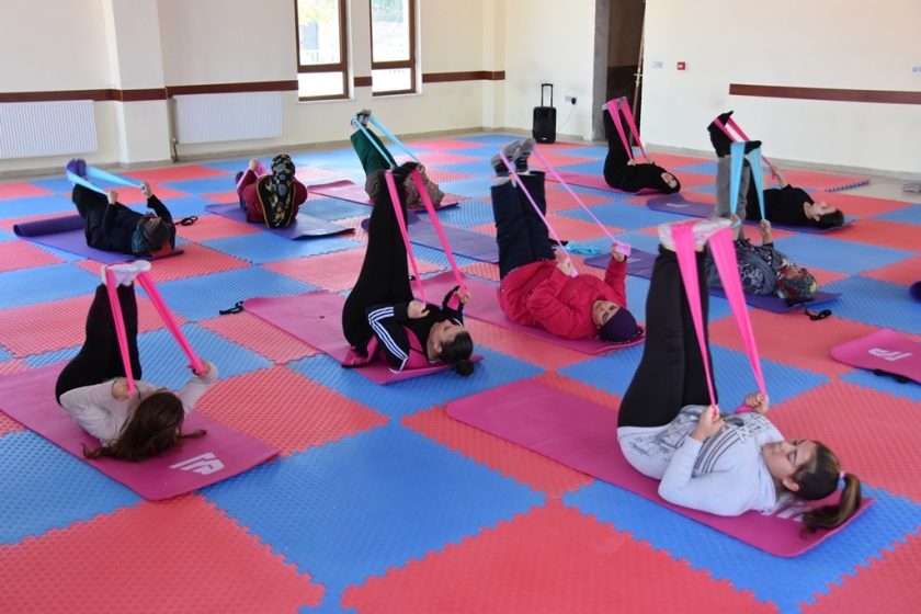 KOCASİNAN BELEDİYESİ’NDEN SAĞLIKLI YAŞAM İÇİN SPOR HİZMETİ