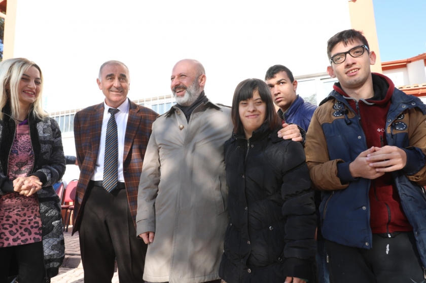 BAŞKAN ÇOLAKBAYRAKDAR, ENGELLİLERİN YÜREĞİNE DOKUNDU