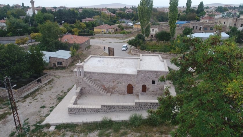 BAŞKAN ÇOLAKBAYRAKDAR, “TARİHİ ESERLERE HAK ETTİĞİ DEĞERİ VERİYORUZ”