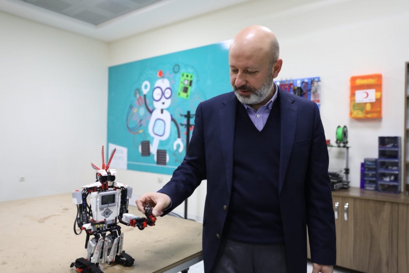 BAŞKAN ÇOLAKBAYRAKDAR’DAN HİZMET ATAĞI