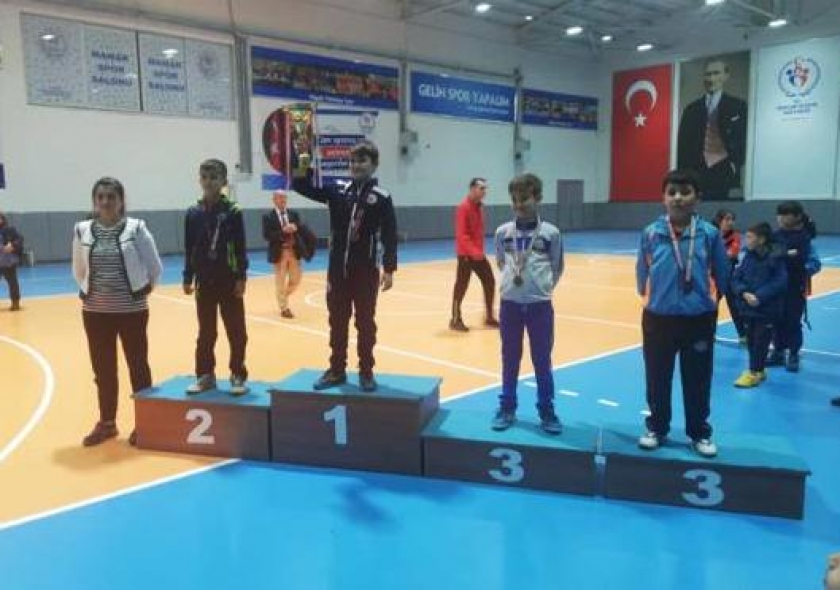 KOCASİNANLI MİNİK SPORCULARDAN BÜYÜK BAŞARI