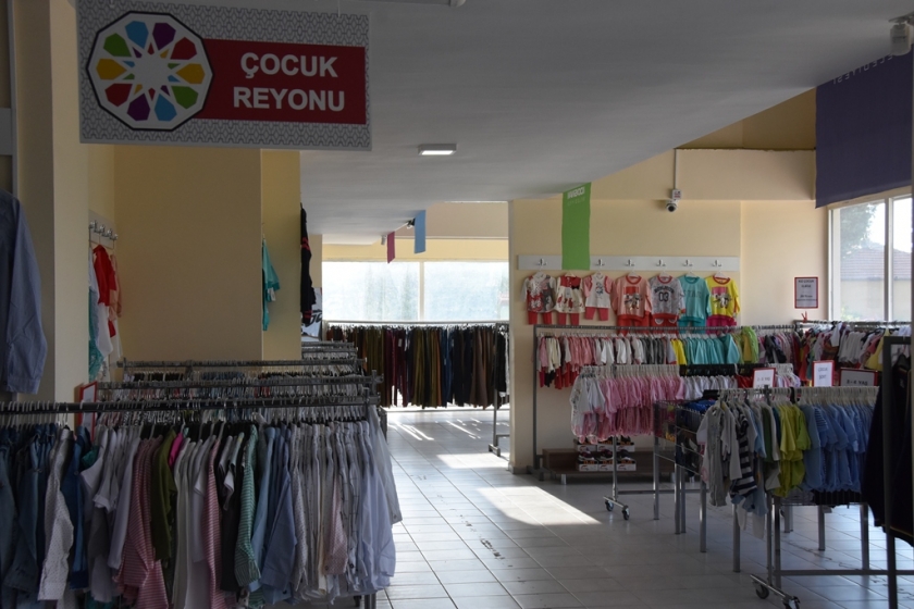 KOCASİNAN’IN SOSYAL MARKETİ, MAĞAZA KONFORUNDA ALIŞVERİŞ KEYFİ YAŞATIYOR