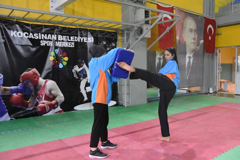 SPORUN MERKEZİ KOCASİNAN’DA ŞAMPİYONLAR TEK YUMRUK