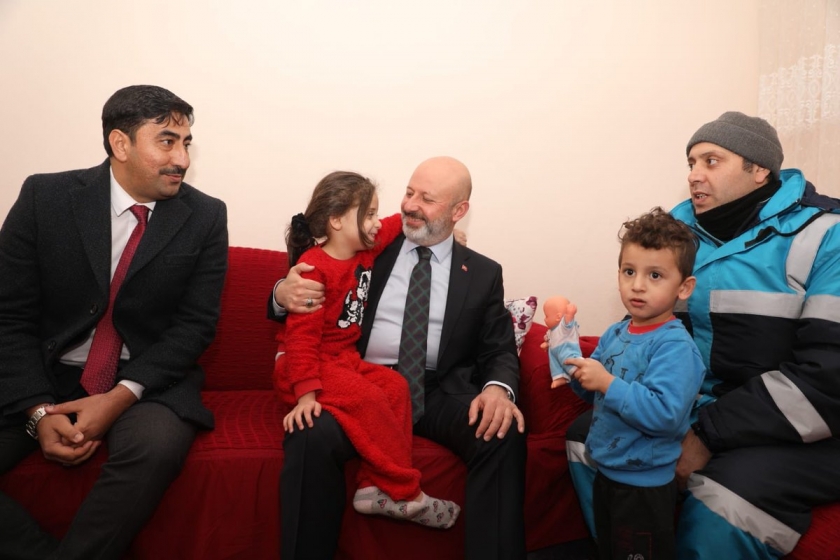 İŞÇİ DOSTU BAŞKANDAN PERSONELE MORAL ZİYARETİ