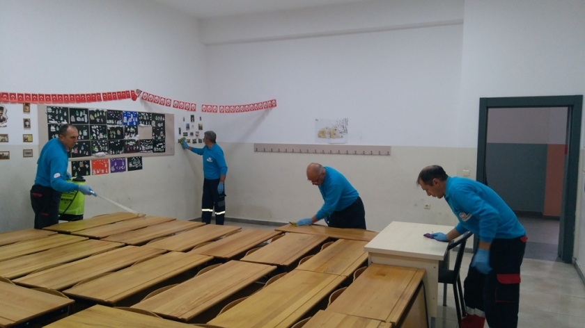 KOCASİNAN’DA TÜM OKULLAR TEMİZLENİP, DEZENFEKTE EDİLDİ