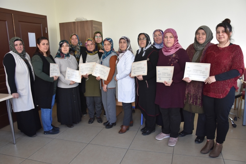 KOCASİNAN’IN KURSLARI İSTİHDAMA VE AİLE EKONOMİSİNE KATKI SAĞLIYOR