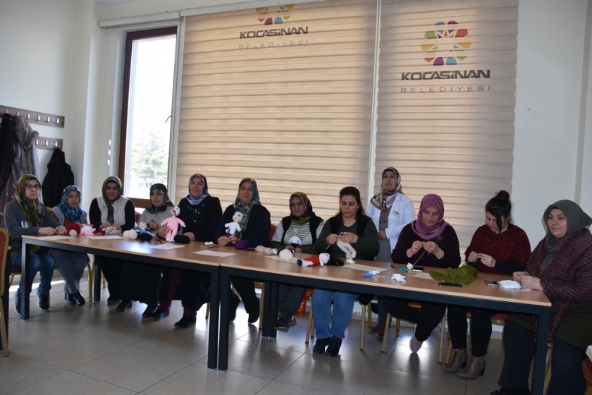 KOCASİNAN’IN KURSLARI İSTİHDAMA VE AİLE EKONOMİSİNE KATKI SAĞLIYOR