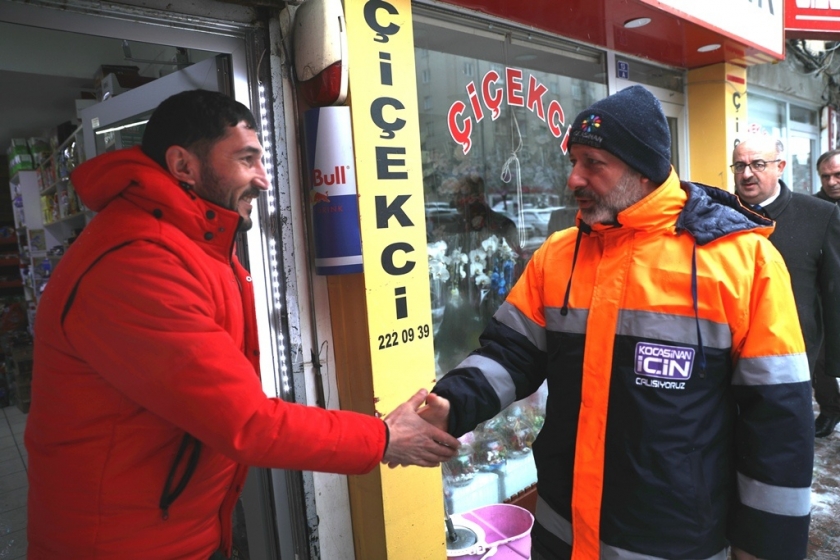 BAŞKAN ÇOLAKBAYRAKDAR, KAR TEMİZLEME ÇALIŞMALARINI İNCELEDİ