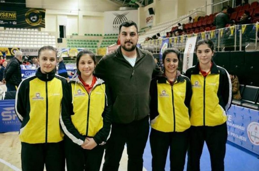 KAYSERİ’NİN GURURU KOCASİNAN’IN MASA TENİSİ TAKIMI YİNE LİDER OLDU