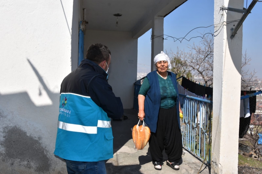 KOCASİNAN BELEDİYESİ’NDEN YAŞLILARA ŞEFKAT ELİ