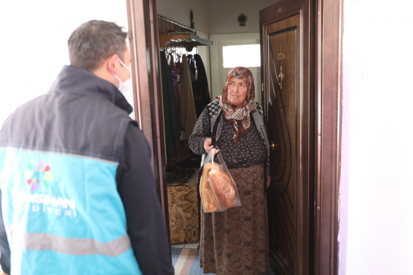 KOCASİNAN BELEDİYESİ, YAŞLI VATANDAŞLAR İÇİN SEFERBER OLDU