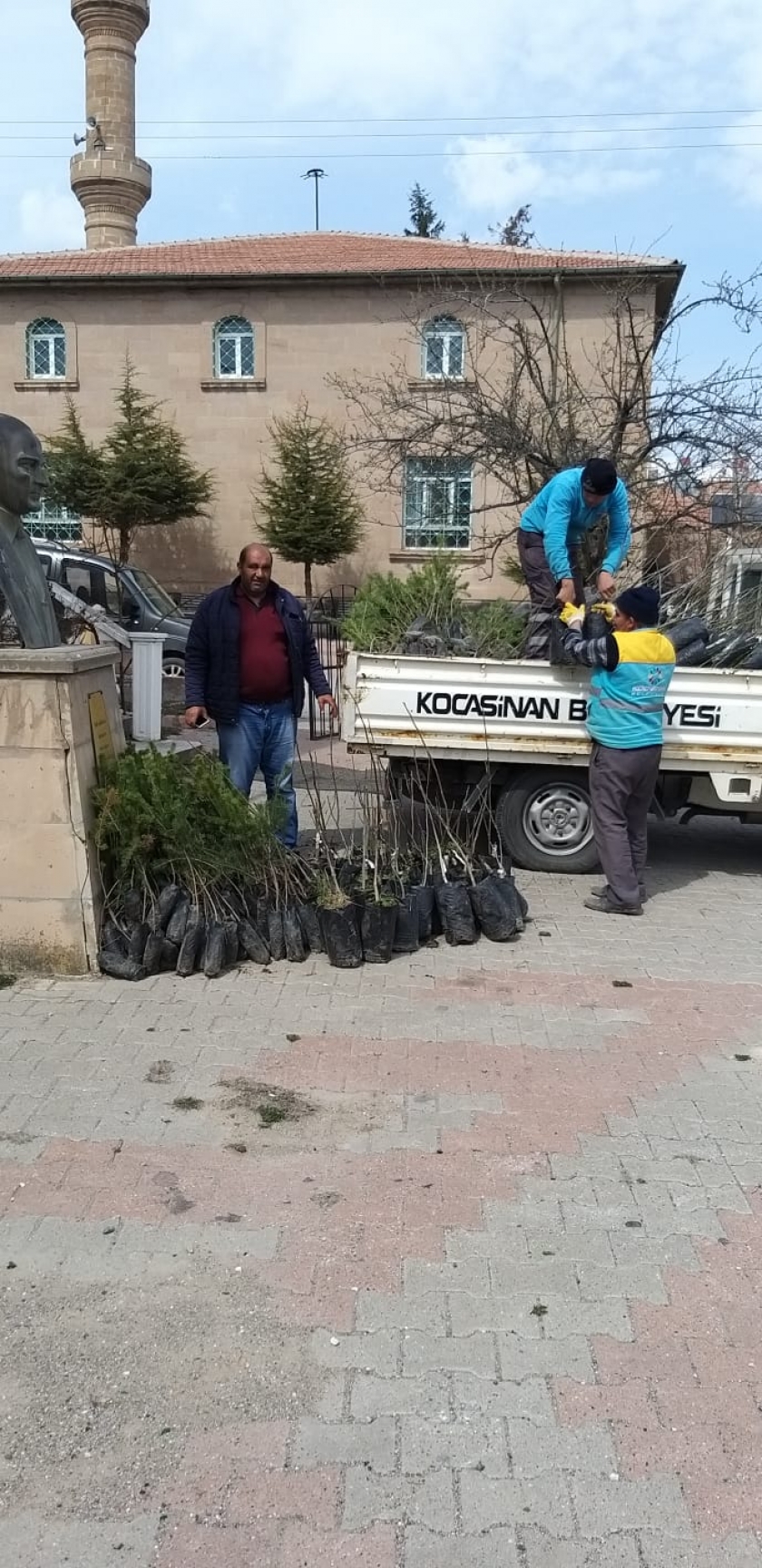 KOCASİNAN’IN AKCİĞERLERİNE CEVİZ VE ÇAM FİDANI TAKVİYESİ