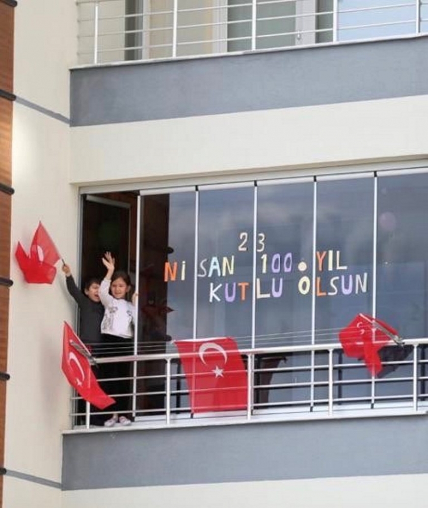 KOCASİNAN’DA DOLU DOLU 23 NİSAN COŞKUSU