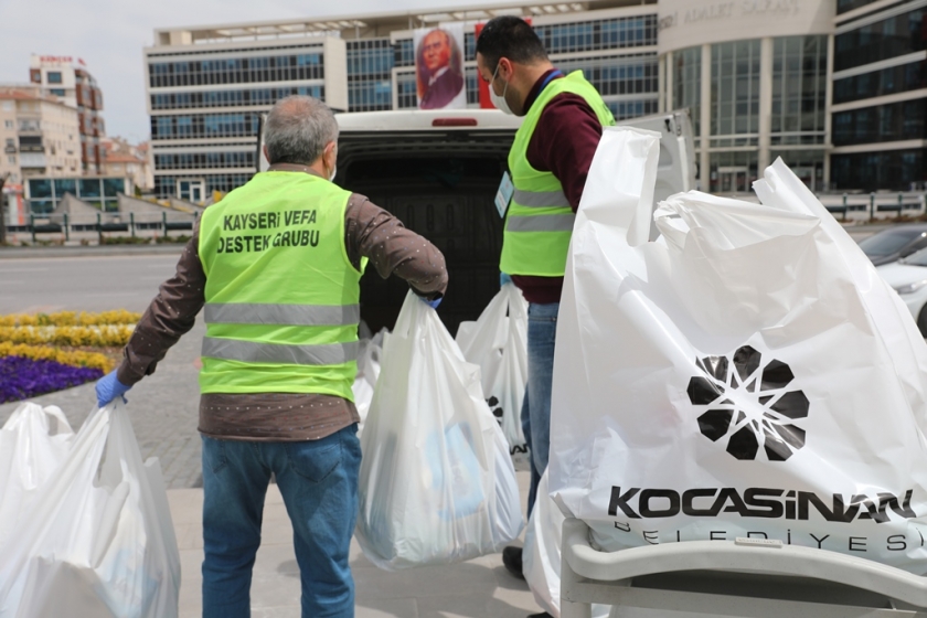 İHTİYAÇ SAHİPLERİNE RAMAZAN İAŞESİ KOCASİNAN BELEDİYESİ’NDEN
