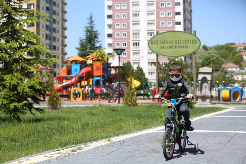 KOCASİNANLI ÇOCUKLAR, DAHA SAĞLIKLI VE GÜVENLİ PARKLARDA VAKİT GEÇİRDİ