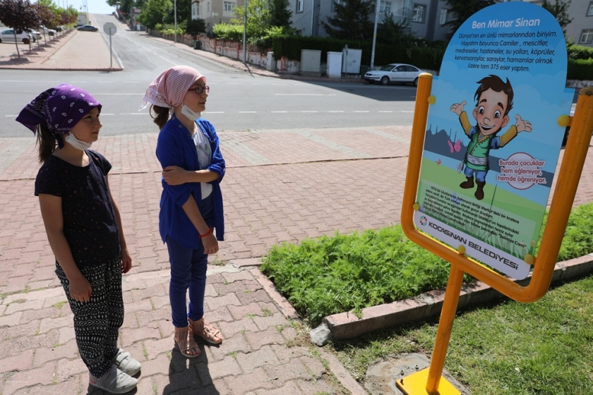 KOCASİNAN’DAN PARKLARA EĞLENDİRİCİ VE ÖĞRETİCİ DOKUNUŞ