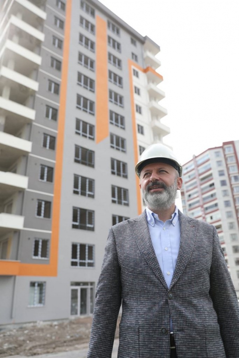 BAŞKAN ÇOLAKBAYRAKDAR’DAN UĞUREVLER’E ÇİFTE MÜJDE