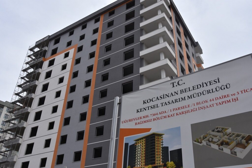 BAŞKAN ÇOLAKBAYRAKDAR’DAN UĞUREVLER’E ÇİFTE MÜJDE