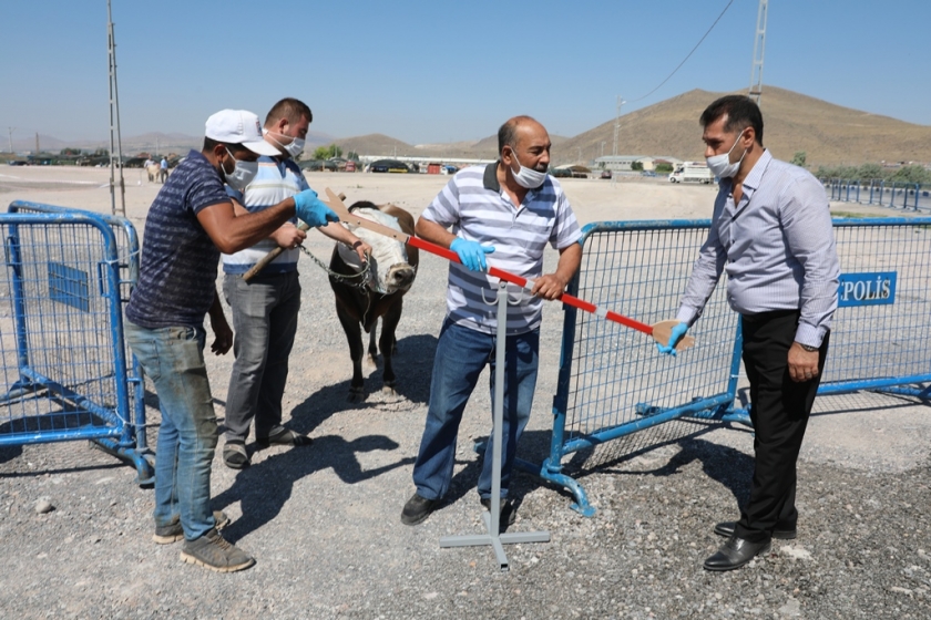 KOCASİNAN, KURBAN TATBİKATI YAPTI
