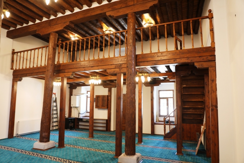 KOCASİNAN BELEDİYESİ, 2 ASIRLIK TARİHİ CAMİYİ RESTORE ETTİ