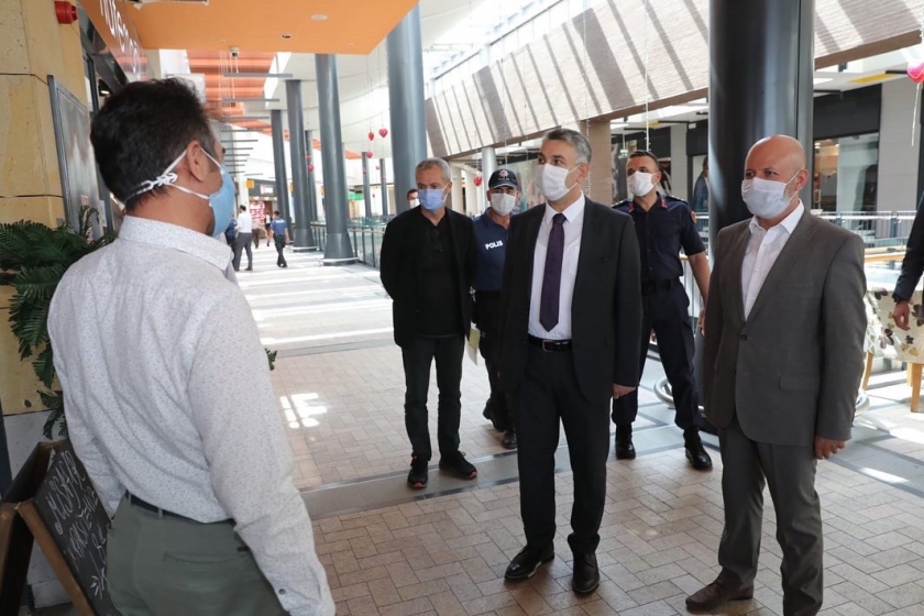 KOCASİNAN’DA KORONAVİRÜS TEDBİRLERİNE SIKI DENETİM