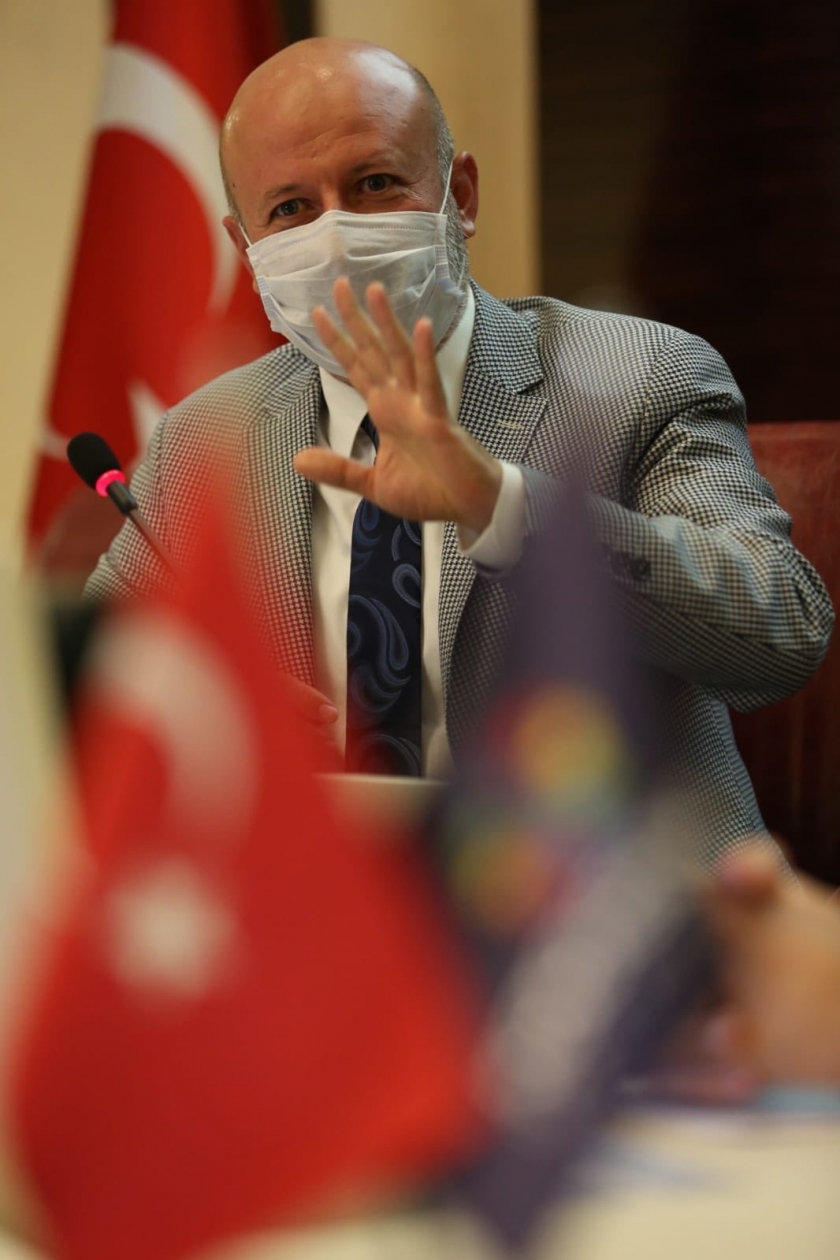 KOCASİNAN’IN MECLİSİ’NDE TÜRKİYE’NİN GURURLARINDAN MASA TENİSİ ŞOVU