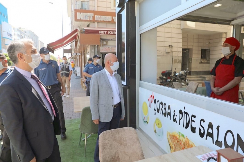 BAŞKAN ÇOLAKBAYRAKDAR’DAN ESNAFA KORONAVİRÜS UYARILARI