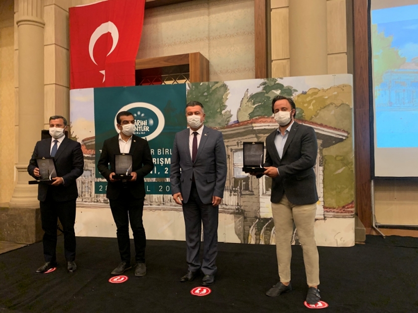 KOCASİNAN’IN TARİHLE GELECEĞİ BÜTÜNLEŞTİREN ÇALIŞMALARA TKB’DEN ÖDÜL