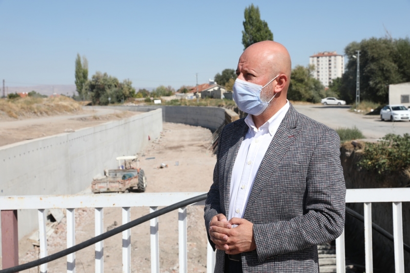 BAŞKAN ÇOLAKBAYRAKDAR, “KANAL ISLAHIYLA ŞEHRİMİZE YAKIŞIR BİR KENT PARÇASI İNŞA EDİYORUZ”