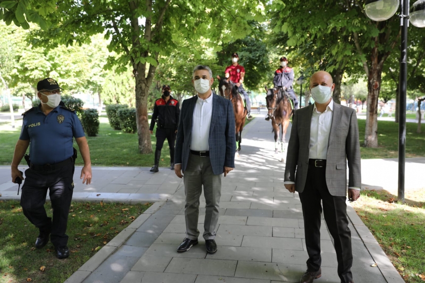 BAŞKAN ÇOLAKBAYRAKDAR’DAN MASKE, MESAFE VE HİJYEN DENETİMİ
