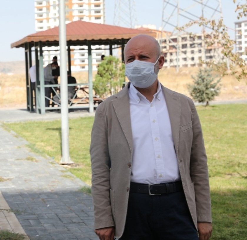 KOCASİNAN BELEDİYESİ, AĞAÇ DİKİMİYLE GELECEĞE NEFES OLUYOR