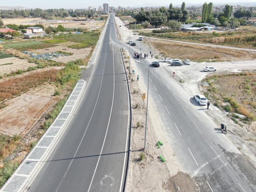 BAŞKAN ÇOLAKBAYRAKDAR, MUHTARLARIN GÜNÜ’NÜ TAÇLANDIRDI