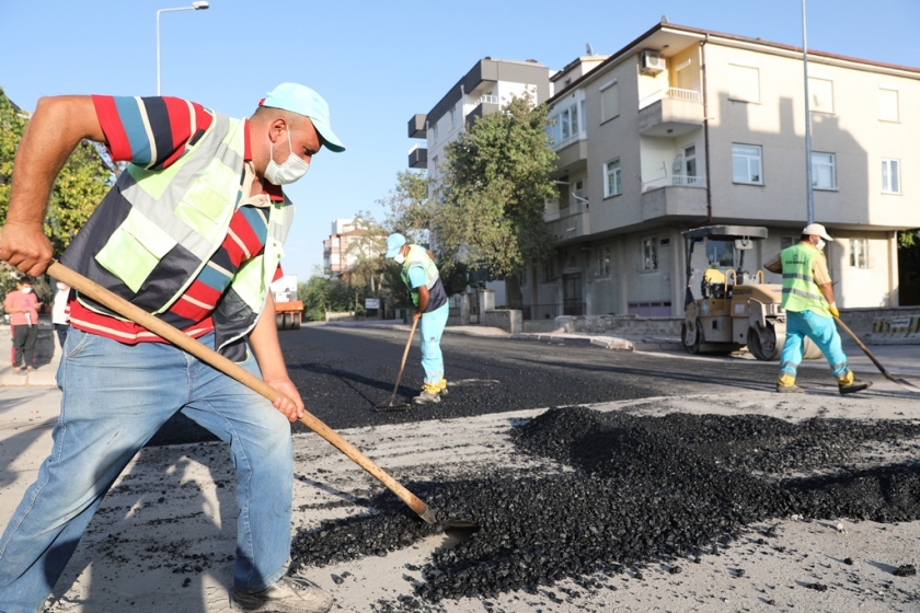 BAŞKAN ÇOLAKBAYRAKDAR, “HİZMET GİTMEYEN CADDE VE SOKAK KALMAYACAK”