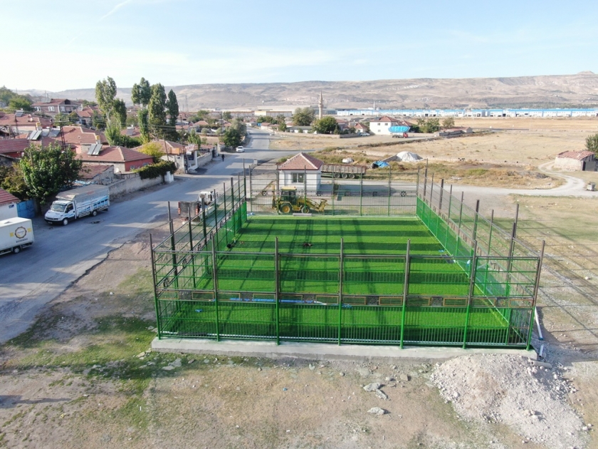  BAŞKAN ÇOLAKBAYRAKDAR, GENÇLERİN GÖNLÜNÜ FETHETTİ