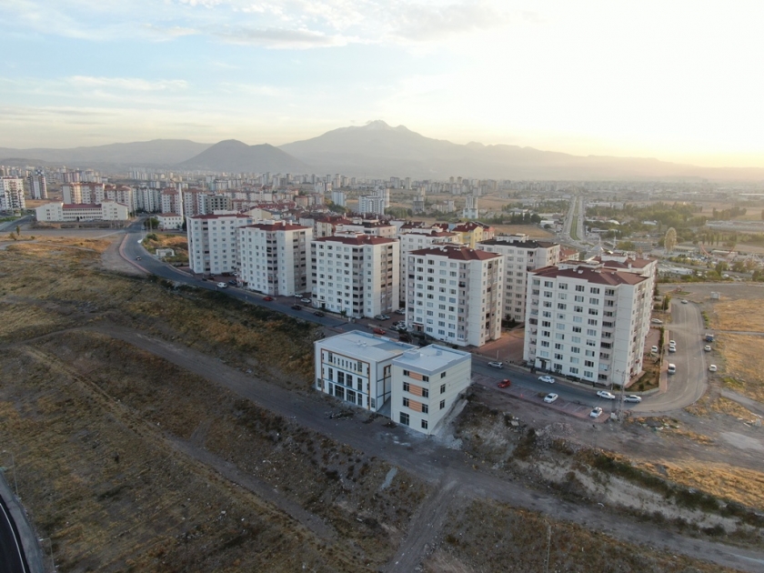 VATANDAŞLARDAN BAŞKAN ÇOLAKBAYRAKDAR’A, 3 MAHALLEYE HİZMET VEREN SAĞLIK MERKEZİ TEŞEKKÜRÜ