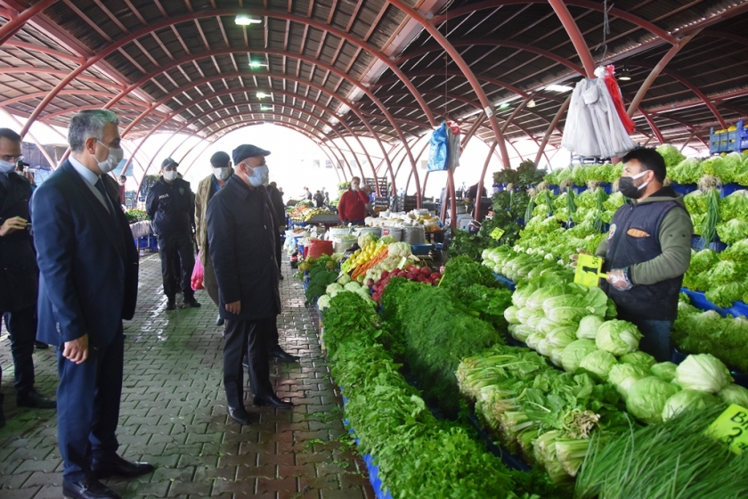 BAŞKAN ÇOLAKBAYRAKDAR’DAN PAZAR DENETİMİ