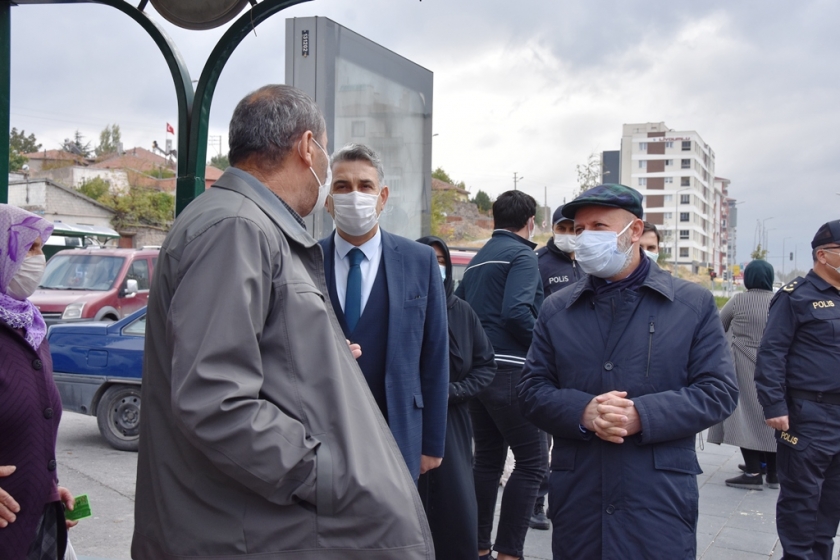 BAŞKAN ÇOLAKBAYRAKDAR’DAN PAZAR DENETİMİ