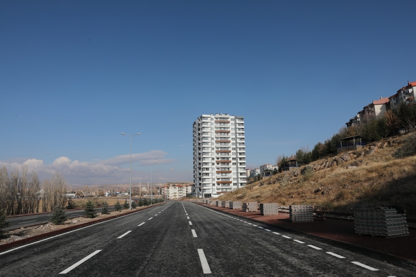 BAŞKAN ÇOLAKBAYRAKDAR, “HEMŞEHRİLERİMİ, MUTLU VE HUZURLU EDECEK HİZMETLER YAPIYORUZ”