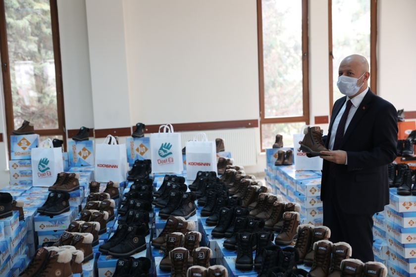 BAŞKAN ÇOLAKBAYRAKDAR’DAN İHTİYAÇ SAHİPLERİNE SICACIK DESTEK