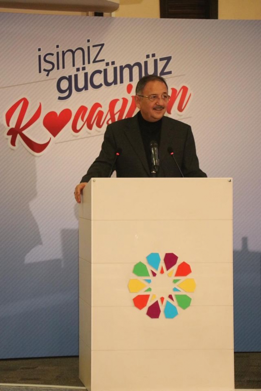 KOCASİNAN’IN YUNUS EMRE DÖNÜŞÜM KONUTLARI İÇİN NOTER HUZURUNDA KURA ÇEKİLDİ