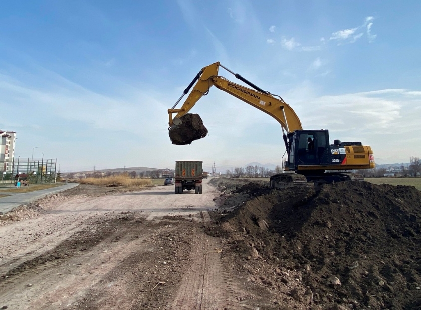 BAŞKAN ÇOLAKBAYRAKDAR, “MODEL ŞEHİR KAYSERİ’YE YAKIŞIR, ALTERNATİF YOL YAPIYORUZ”