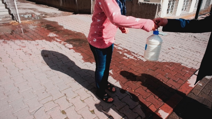 BAŞKAN ÇOLAKBAYRAKDAR, “HİZMETLERİMİZLE İHTİYAÇ SAHİPLERİMİZİN HER AN YANINDAYIZ”